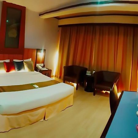Bp Grand Tower Hotel Hat Yai Ngoại thất bức ảnh