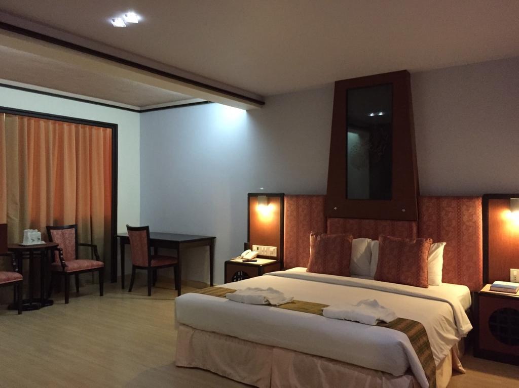 Bp Grand Tower Hotel Hat Yai Ngoại thất bức ảnh