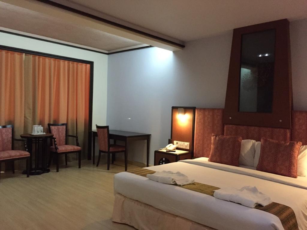 Bp Grand Tower Hotel Hat Yai Ngoại thất bức ảnh